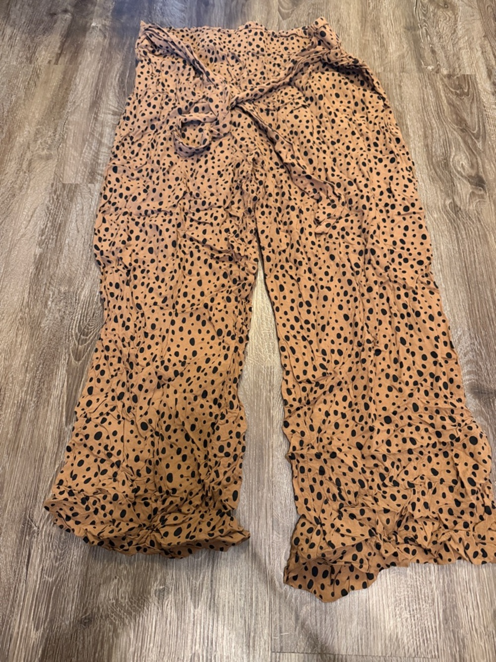 Abercrombie & Fitch Tan Wide-Leg Polka Dot Paperbag Pants
